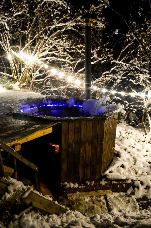 Hotel Глемпінг Едельвейс Oryavchyk Esterno foto