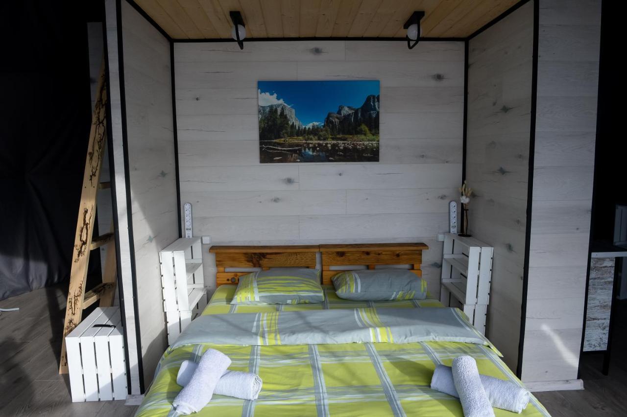 Hotel Глемпінг Едельвейс Oryavchyk Esterno foto